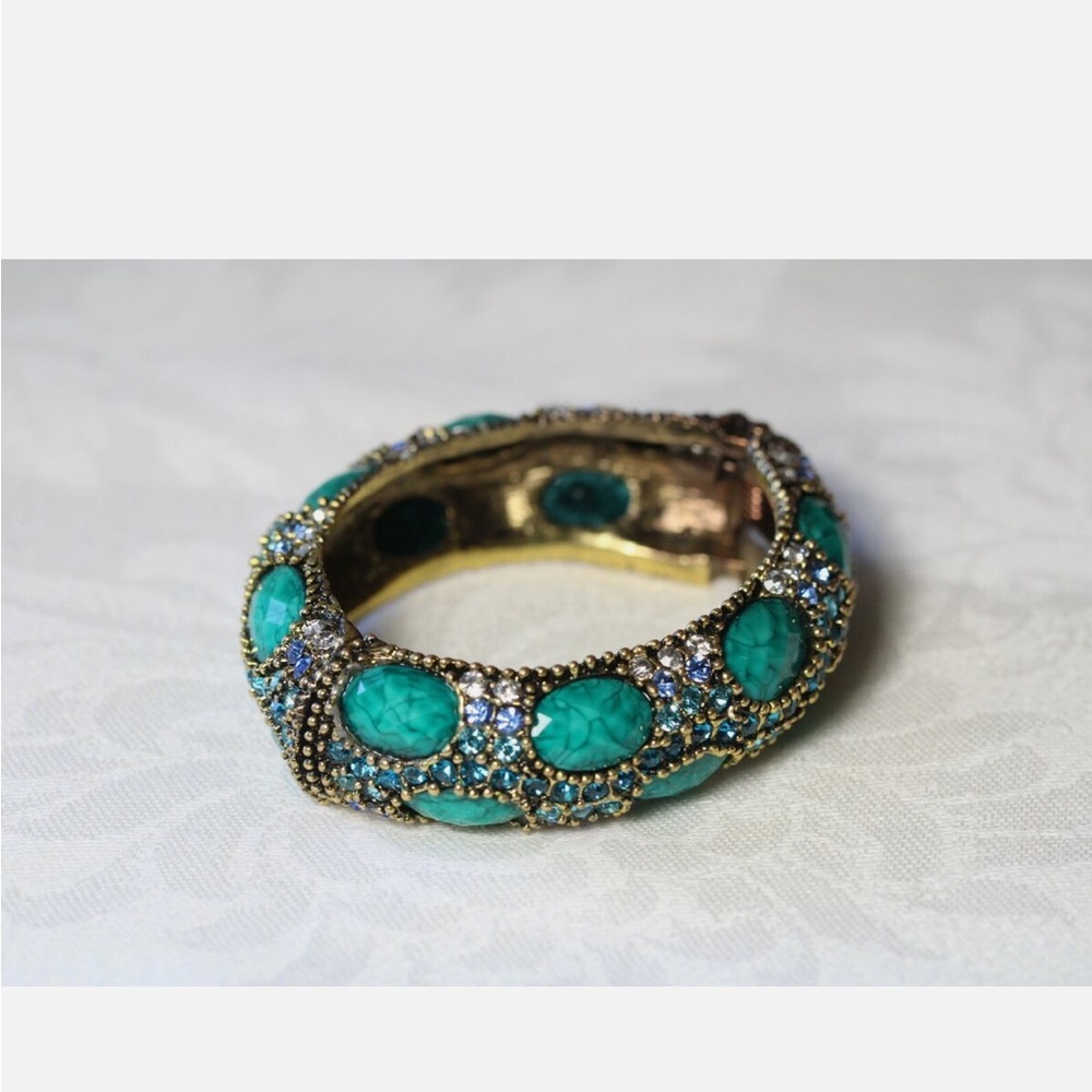 Vintage Emerald Peacock Blue Rhinestone Bracelet
